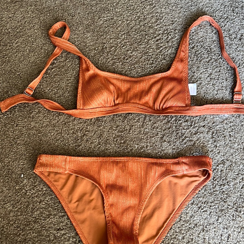ORANGE SHIMMERY BATHING SUIT SET